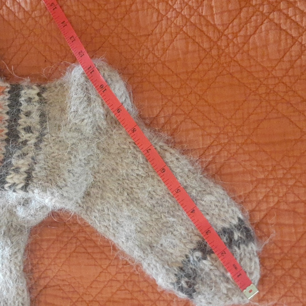 Handmade Wool Socks - Picture 4 of 8
